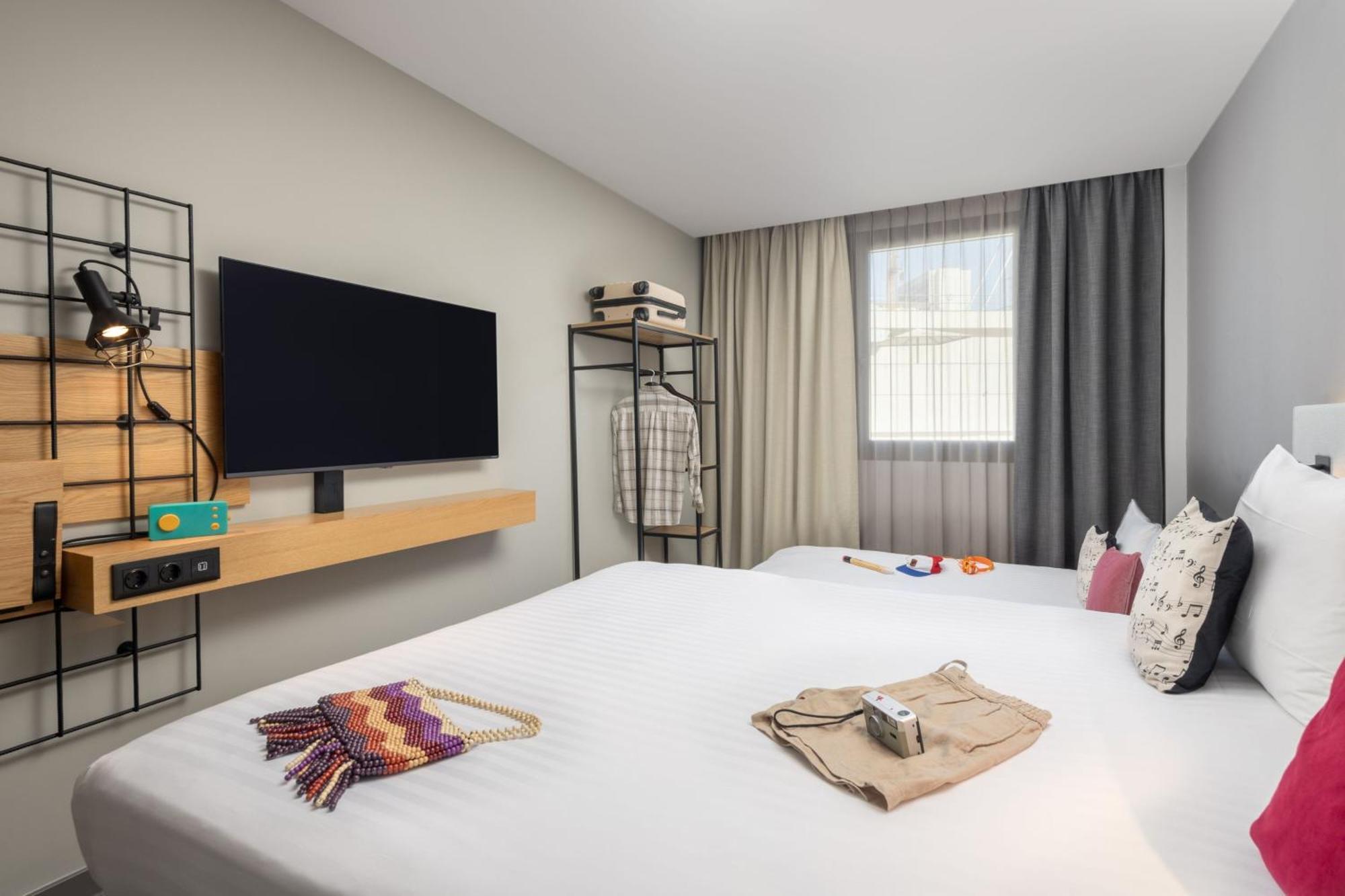 Moxy Lisbon City Exterior photo